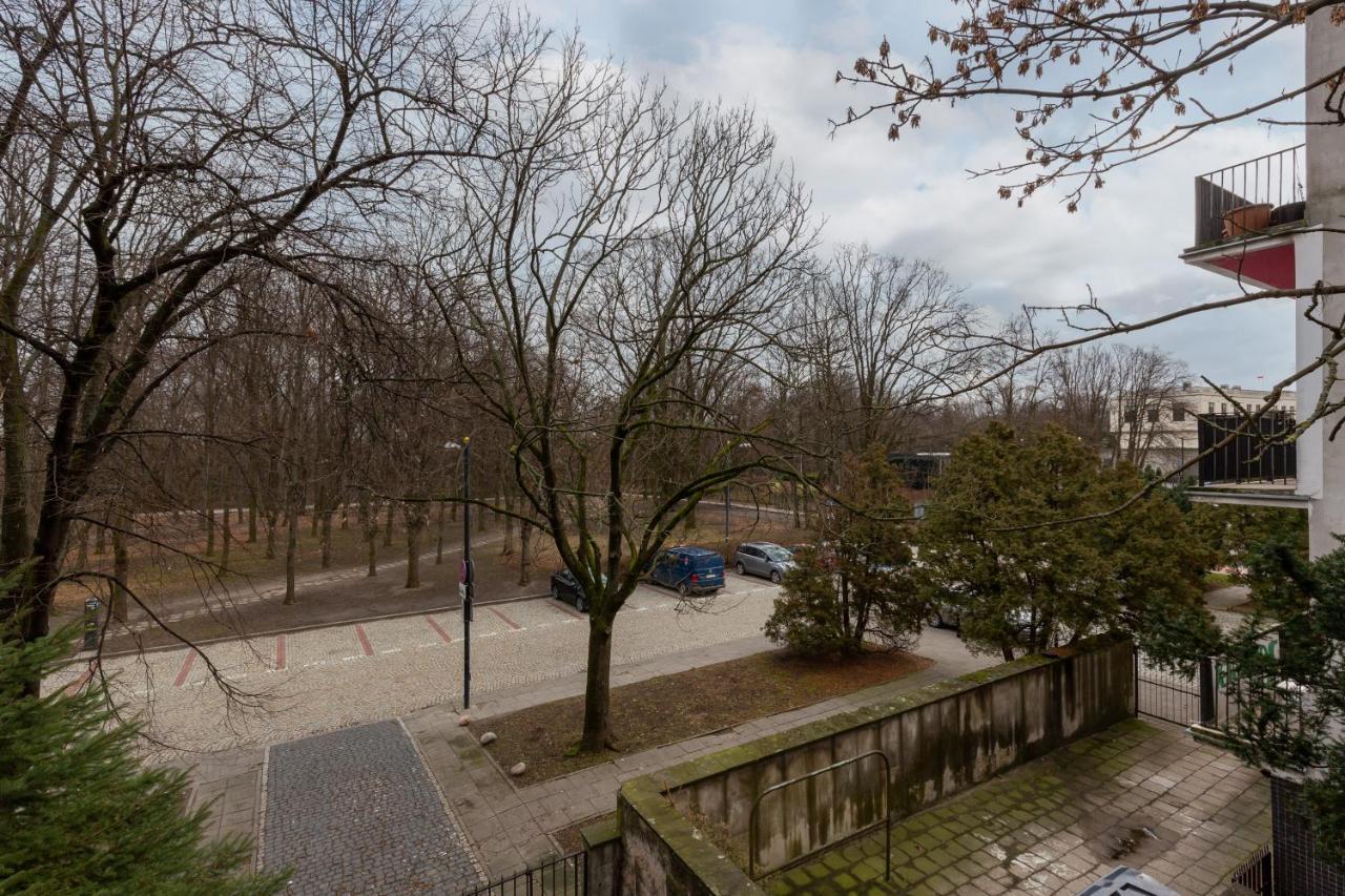 Downtown Studio Apartment By The Park By Noclegi Renters Varşova Dış mekan fotoğraf